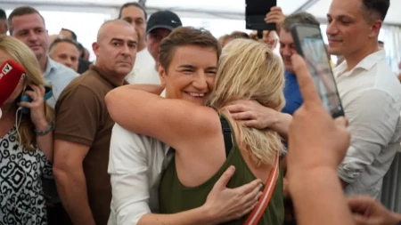 Brnabić: Uvek smo ujedinjeni stajali u odbrani naše Srbije