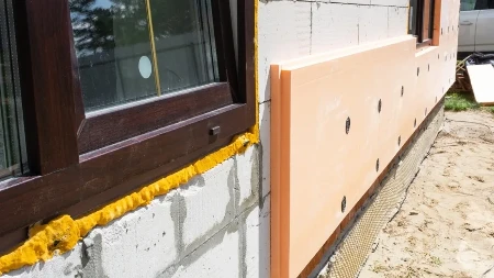 Sve više ljudi u Srbiji ugrađuje ovu fasadu - leti čuva kuću od vrućine, a račune može da smanji i do 40 odsto