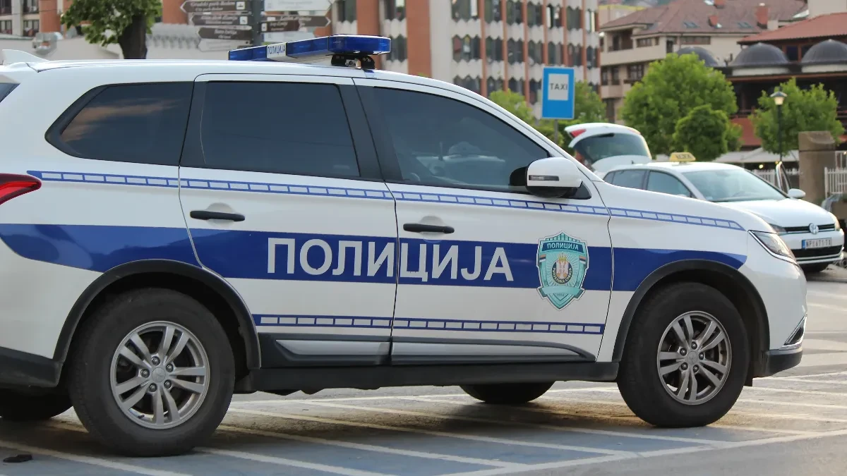 Pretučeni tinejdžeri u Beogradu: Sakrili se u kafiću od nasilnika, ali su ih pronašli!