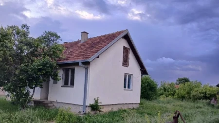 Kuća od 90 kvadrata sa 15 ari placa za samo 24.000 evra! Na dva kilometra od Tamiša