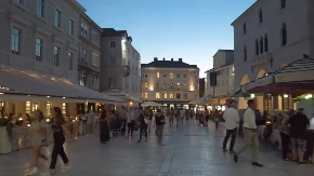 "Toliko novca za 2 pića? Skuplje nego u Londonu!" Turistkinju šokirali cenama na Jadranu