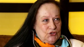 Susret sa Titom Oliveru Katarinu umalo koštao života! Jovanka nije mogla očima da je gleda