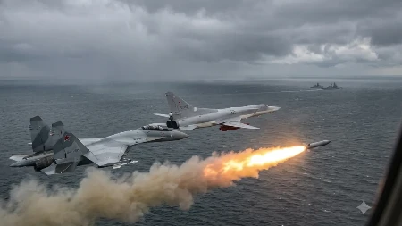 Snimci sa Baltika zaledili Zapad: Ruski raketni nosači uperili smrtonosne projektile ka NATO