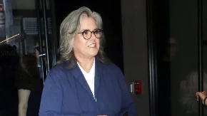 ,,Ne volim da bacam pare": Komičarka otkrila koliko je potrošila na zatezanje lica, ovoliko ne bi dala na kola