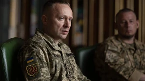Tenkovima gazio civile, sada je seo na vojni tron: Mihail Drapati već godinama trpi poraze od Rusa