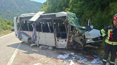 Dečak teško povređen u Crnoj Gori stigao u Srbiju: Istim letom prevezena i njegova majka, mališan skinut sa respiratora!