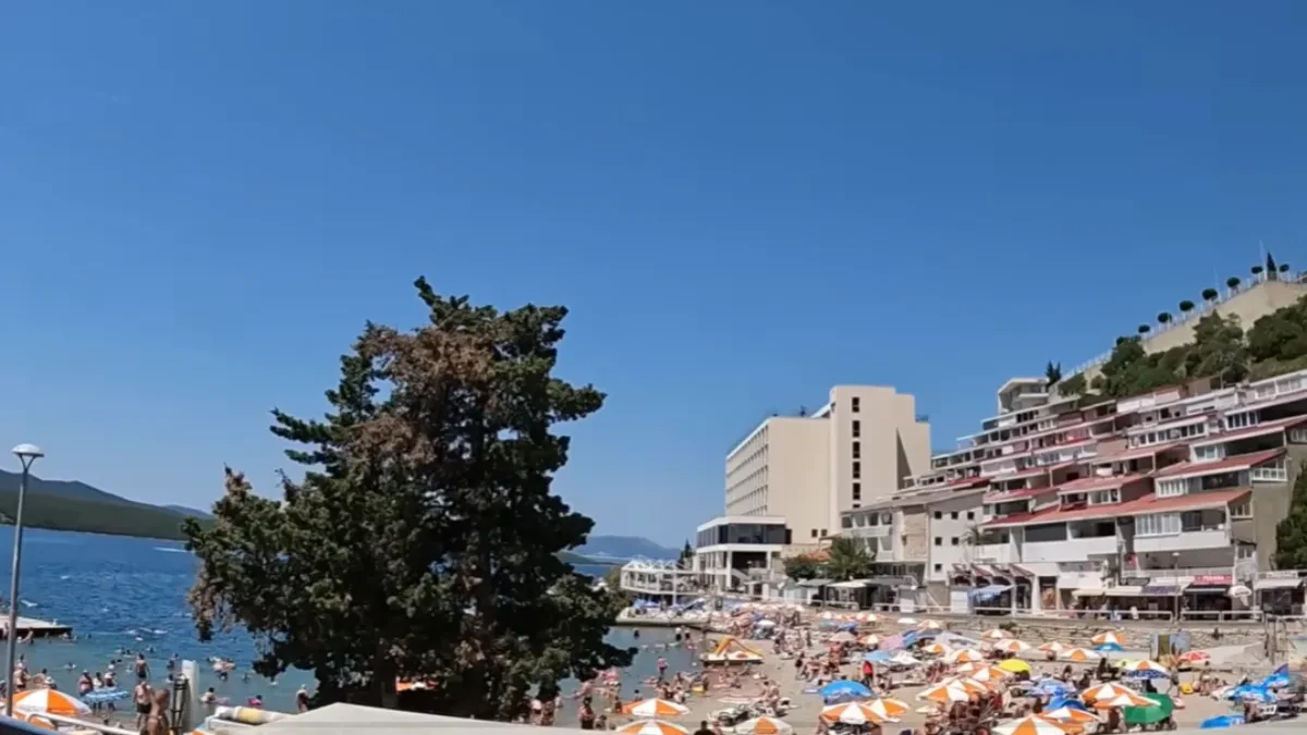 Čuveni ručak za 5 evra: Ovo skriveno jadransko mesto ima cene za nevericu