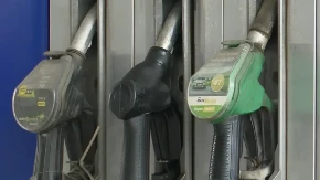 Ako vam auto "guta" gorivo ovo morate da znate: Ovako ćete smanjiti potrošnju! Svi saveti na jednom mestu, ima i jedna caka