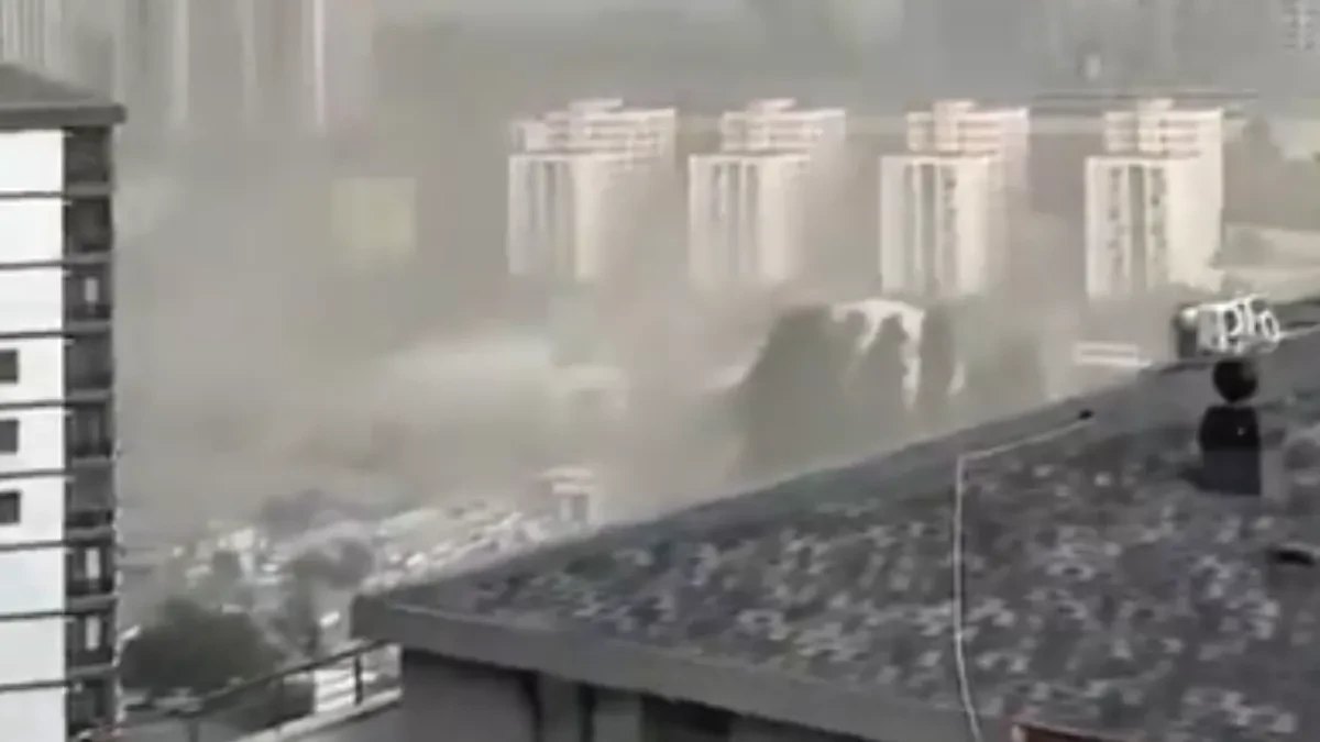 Otkinuti krov umalo zgnječio decu dok su se igrala! Novi detalji o stravičnoj oluji koja je pogodila Istanbul