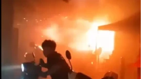 Veliki požar kod Soluna! Avioni i helikopteri pokušavaju da obuzdaju vatrenu stihiju