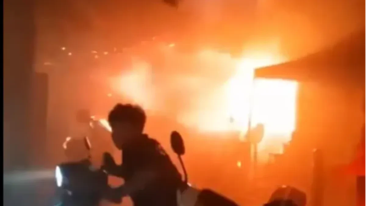Veliki požar kod Soluna! Avioni i helikopteri pokušavaju da obuzdaju vatrenu stihiju