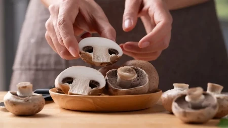 Gljiva koja u Srbiji može da vredi i preko 100 evra po kilogramu - mnogi je traže po šumama