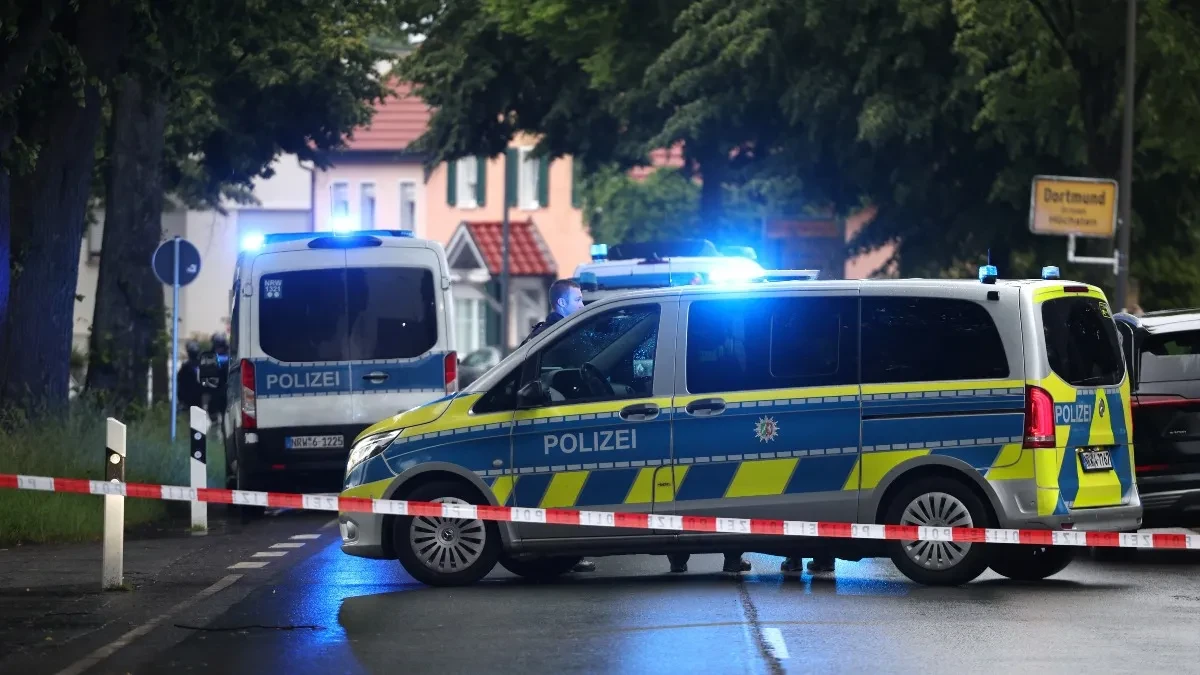 Žena izbodena, pa zapaljena u tržnom centru! Horor u Nemačkoj