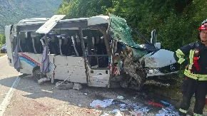 "Sin mi je od udarca izleteo iz krila i bukvalno visio iz autobusa": Stravična ispovest oca čije je dete najteže povređeno u udesu u Crnoj Gori