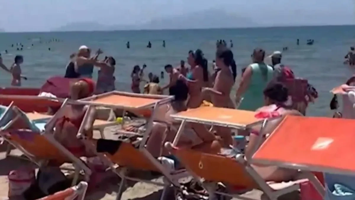 "Pred detetom su me tukli zbog ležaljke!" Drama na plaži, gosti u šoku pritrčali u pomoć 