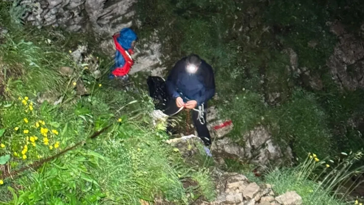 Drama na Durmitoru! Kanađanka (62) ostala zarobljena u provaliji, spasioci se satima borili da je izvuku