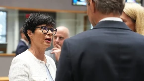 "Čekam odgovor Marte Kos!" Brnabić: Zašto Vučićeva porodica mora da trpi uvrede?