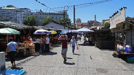 Cene voća i povrća ponovo se menjaju - šta je poskupelo, a šta pojeftinilo na pijacama širom Srbije