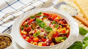 Minestrone čorba po receptu gospođe iz Italije: Okuplja porodicu za stolom