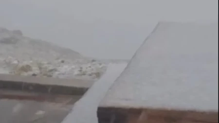 Sneg u Grčkoj usred leta! (VIDEO)