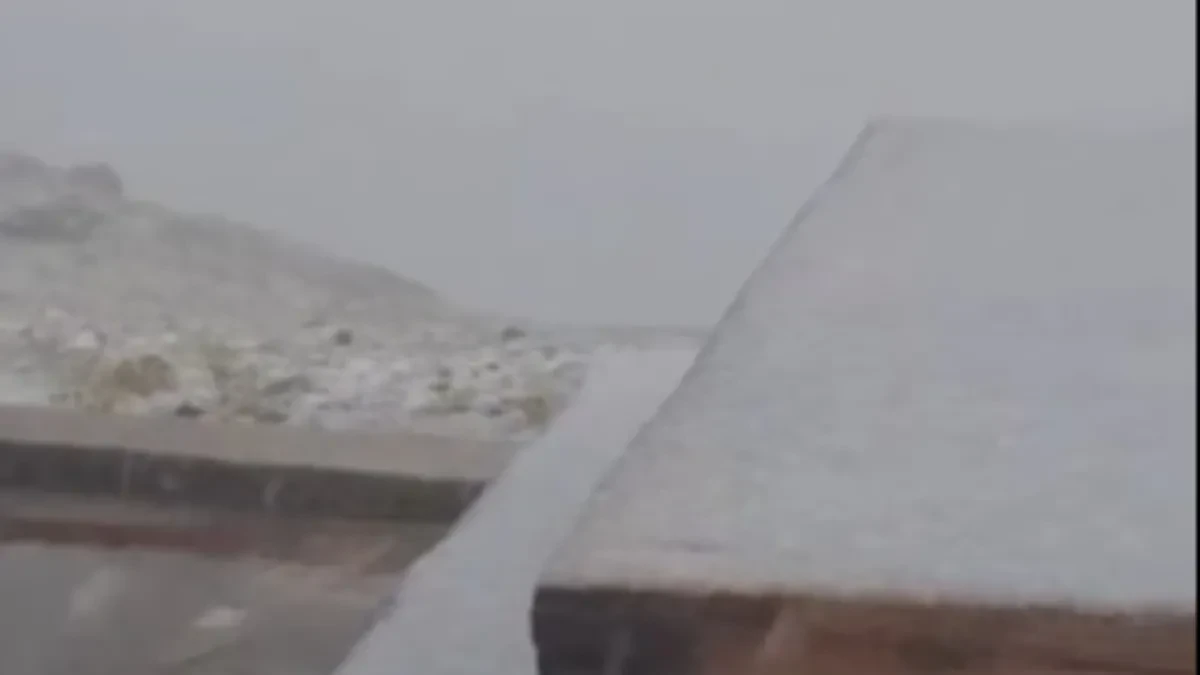 Sneg u Grčkoj usred leta! (VIDEO)