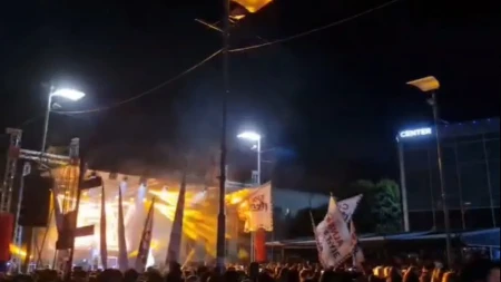 Velika žurka SNS omladine u Inđiji: Hiljade mladih poslalo poruku podrške Vučiću i uspešnoj Srbiji! (VIDEO)