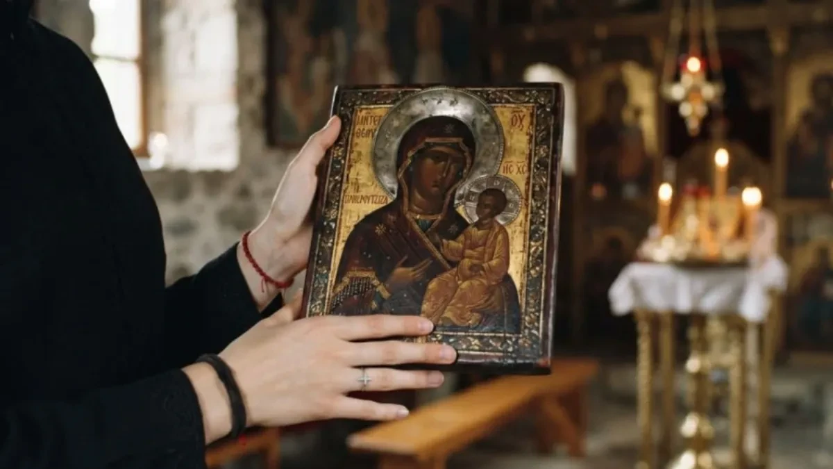 Emotivna ispovest majke: Kako nam je molitva Bogorodici Trojeručici donela najveće čudo u život