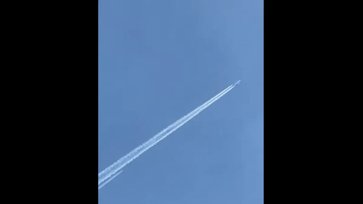 Naoružani borbeni avion poleteo za katarskim Boingom: Drama iznad Velike Britanije (VIDEO)