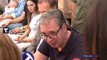 "Niko se ne plaši vaših pretnji! Ja verujem u svoje ideje!" Predsednik odgovorio na blokaderske pretnje ubistvom 