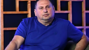 Taki priznao da je bio sa 4 učesnice "Elite 9"! Otkrio istinu o Asminu i Maji, pa opleo po njegovim roditeljima