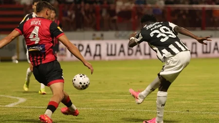 Partizan izbegao bruku! Crno-beli slavili u haotičnoj utakmici u Šapcu