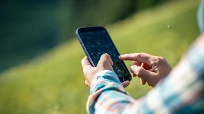Šta pozadina mobilnog telefona govori o vama? Evo šta kažu psiholozi - iznenadićete se