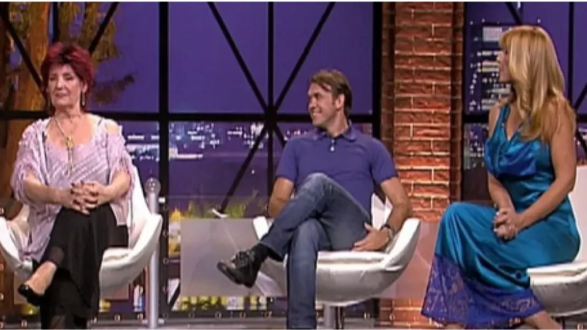 Skandal usred emisije! Pevačica napustila studio i zapenila: "Mnogo si glupa voditeljka"