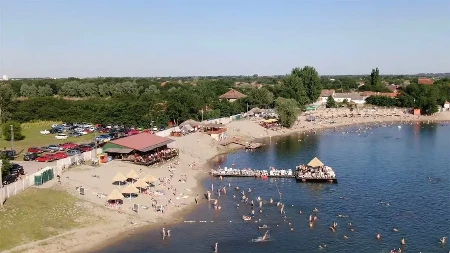 "Srpska Kopakabana" na sat vremena od Beograda: Skriveni letnji raj sa besplatnim peščanim plažama