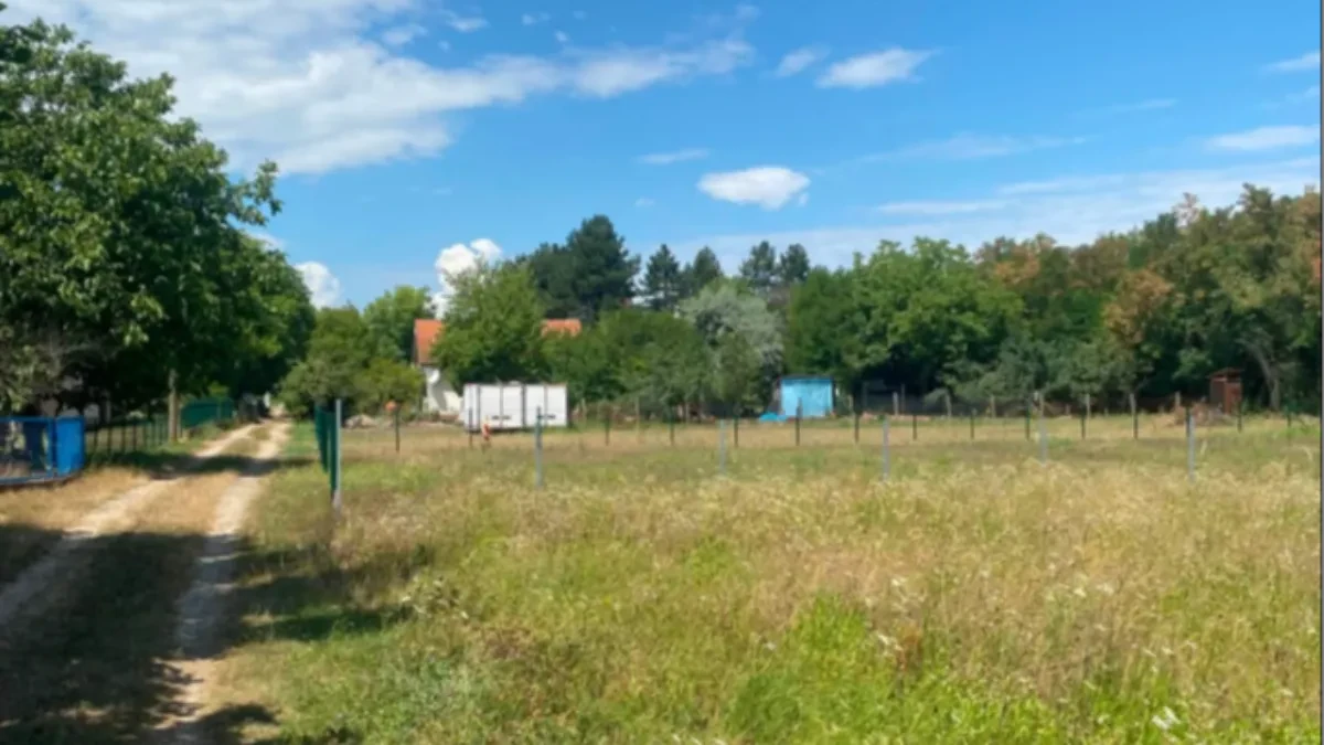 Dva placa nadomak Obrenovca za 12.000 evra! Mogu da se kupe odvojeno, Sava na svega nekoliko stotina metara