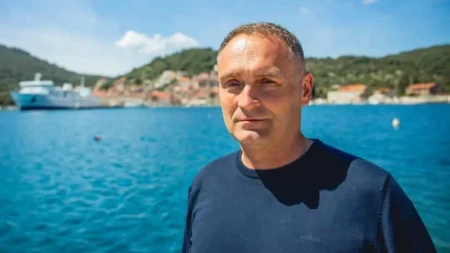 Gradonačelnik nokautiran u centru grada! Haos u centru Visa!