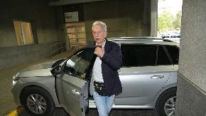 Prima nacionalnu penziju i žali se da je mala! Našem pevaču svakog meseca ovaj iznos legne na račun