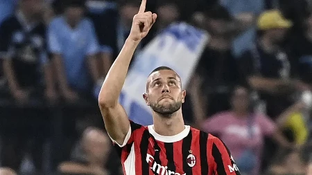Evo koja cifra vodi Strahinju Pavlovića iz Milana