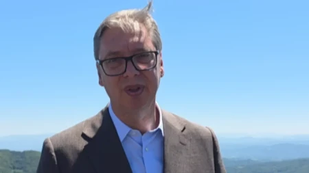Vučić objavio snimak sa Staklenog vidikovca na Kablaru: "Kad tako jedinstveni i ujedinjeni radimo onda mnogo toga ostavljamo iza sebe"