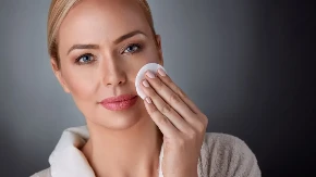 Ne trošite bogatstvo na skupe kreme: Žene se kunu da ovo ublažava bore