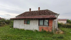 Kuća sa 48 ari placa za 21.500 evra: Na samo 80 km od Beograda, a uz pomoć države još manje košta