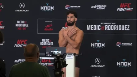 Kakva sramota: Albanski borac pred UFC u Beogradu pokazao "albanskog orla"