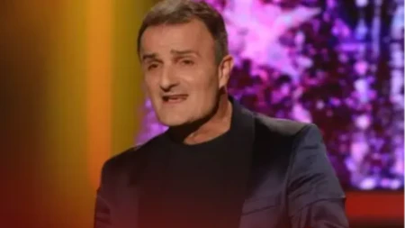 Prevario ženu sa 20 godina mlađom?! Našeg pevača partnerka uhvatila dok je flertovao, pa nastao haos