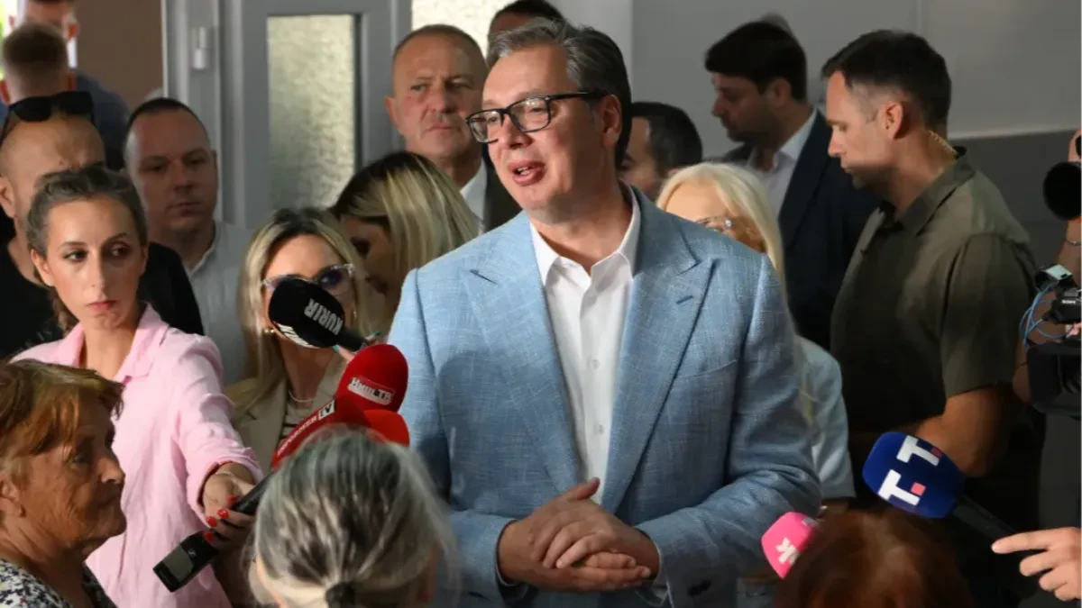 "Hoću da vam saopštim dobru vest! Nismo to očekivali..." Vučić se obratio građanima, govorio o povećanju plata i penzija (VIDEO) (VIDEO)