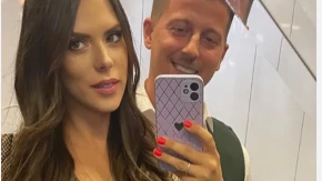 "Izleteo mu je kuk, mora na operaciju!" Hitno se oglasila Dinčina žena, šokirala objavom na Instagramu