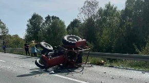Užas kod Grocke: Traktor sa prikolicom se prevrnuo na muškarca (54)