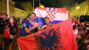 Šamarčina za ustaški pir: Povampireni rasizam na ulicama Zagreba, Brisel opet ćuti
