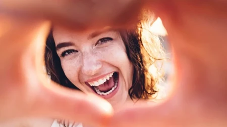 Dnevni horoskop za ponedeljak, 6. jul: Ovnove očekuje posebna prilika u ljubavi, Ribe čeka zanimljiv period