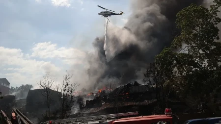 Uzbuna u Grčkoj! Požar van kontrole, putevi blokirani, sprema se evakuacija