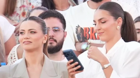 Usred priča o novoj ljubavi! Džejla zaboravila na sve i pala Milici Pavlović u zagrljaj pred svima! (FOTO)
